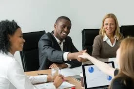 Intermediación de negocios